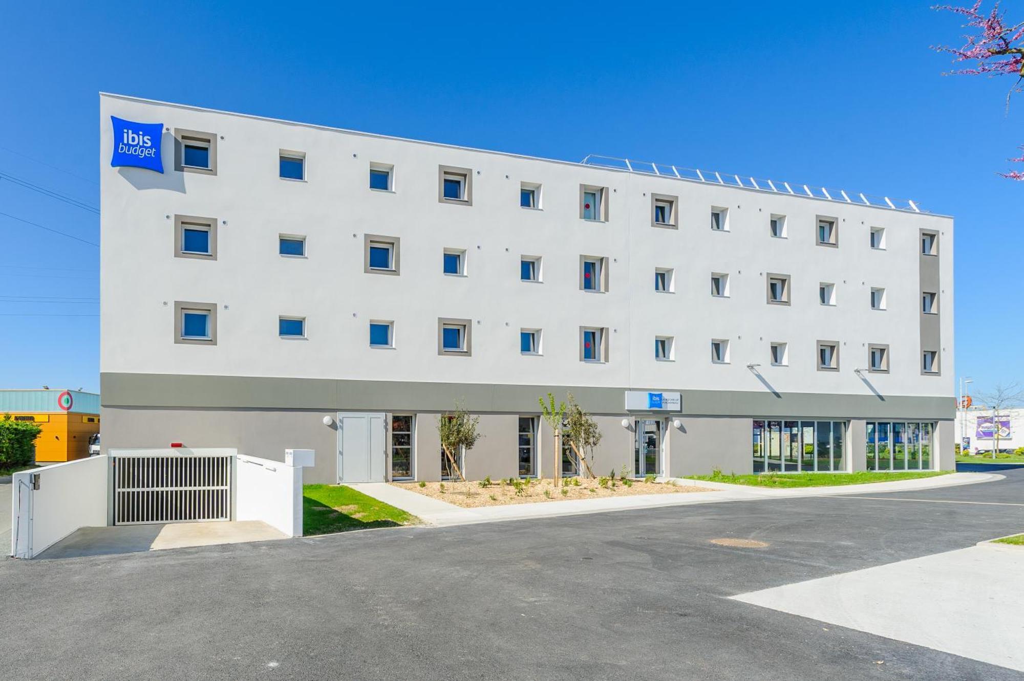 Ibis Budget La Rochelle Puilboreau Exterior photo