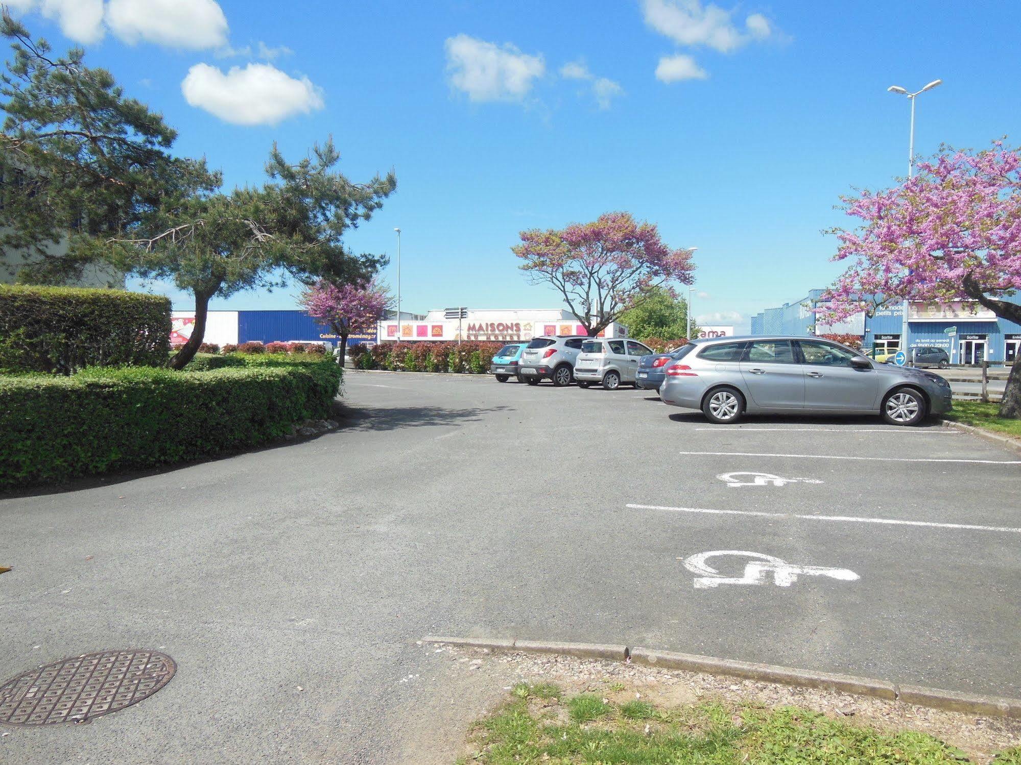Ibis Budget La Rochelle Puilboreau Exterior photo